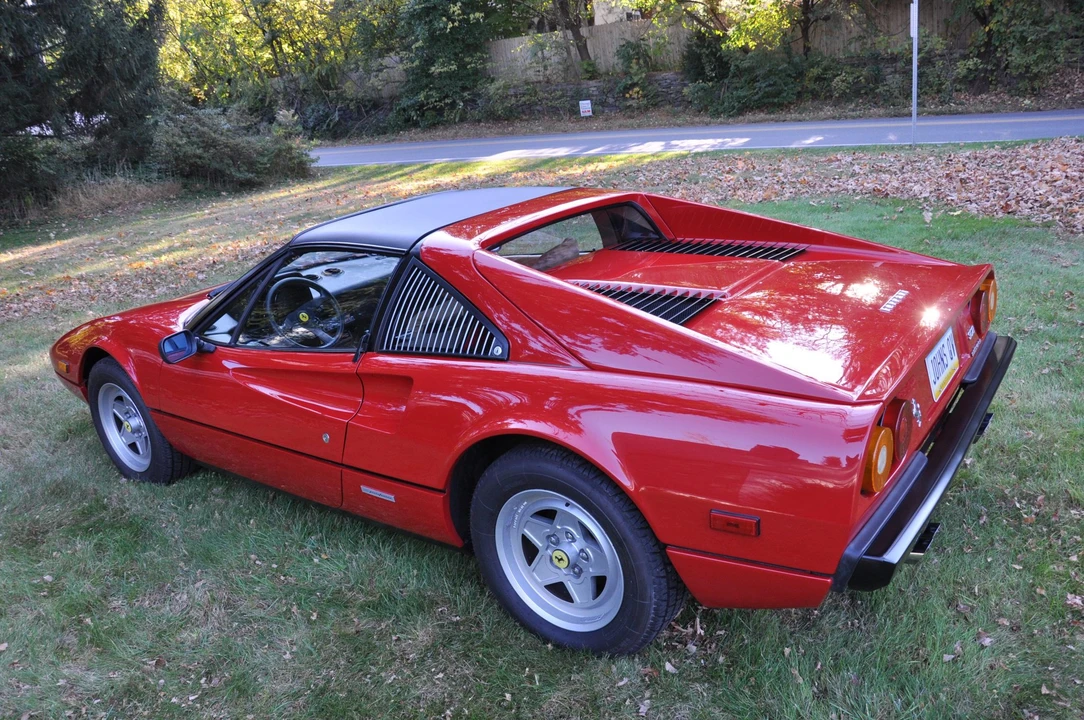 1985 Ferrari 308 GTS QV - Image 11 of 31