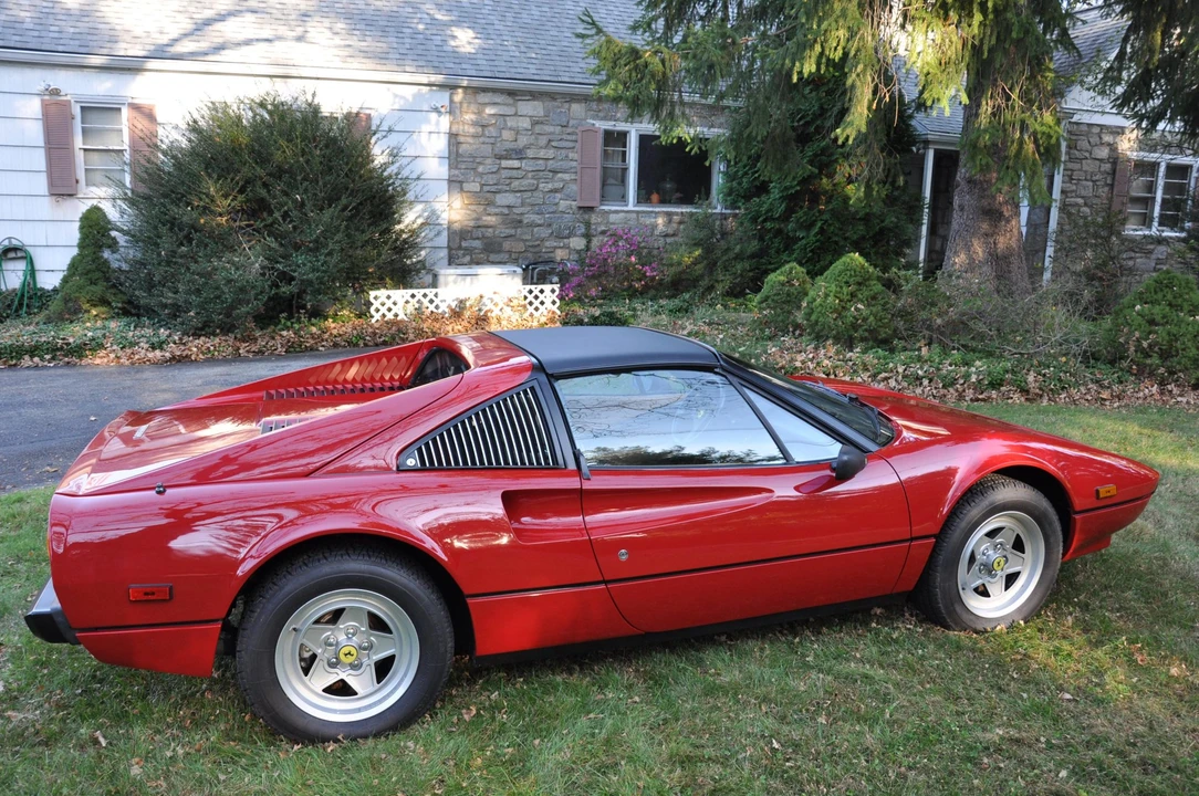 1985 Ferrari 308 GTS QV - Image 24 of 31