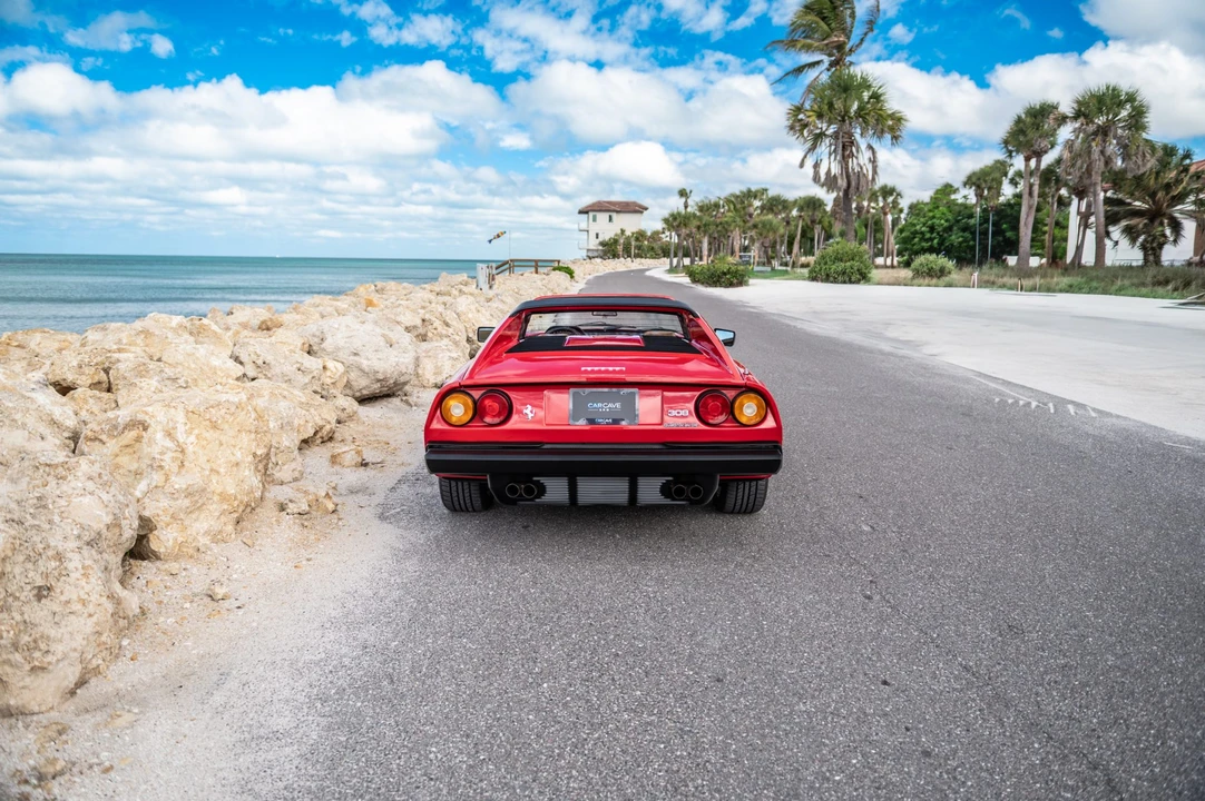 1985 Ferrari 308 GTS QV - Image 23 of 31