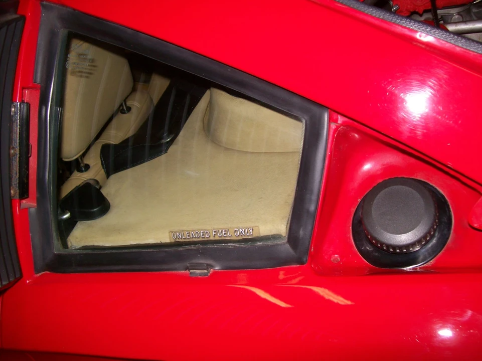 1985 Ferrari 308 GTS QV - Image 31 of 31