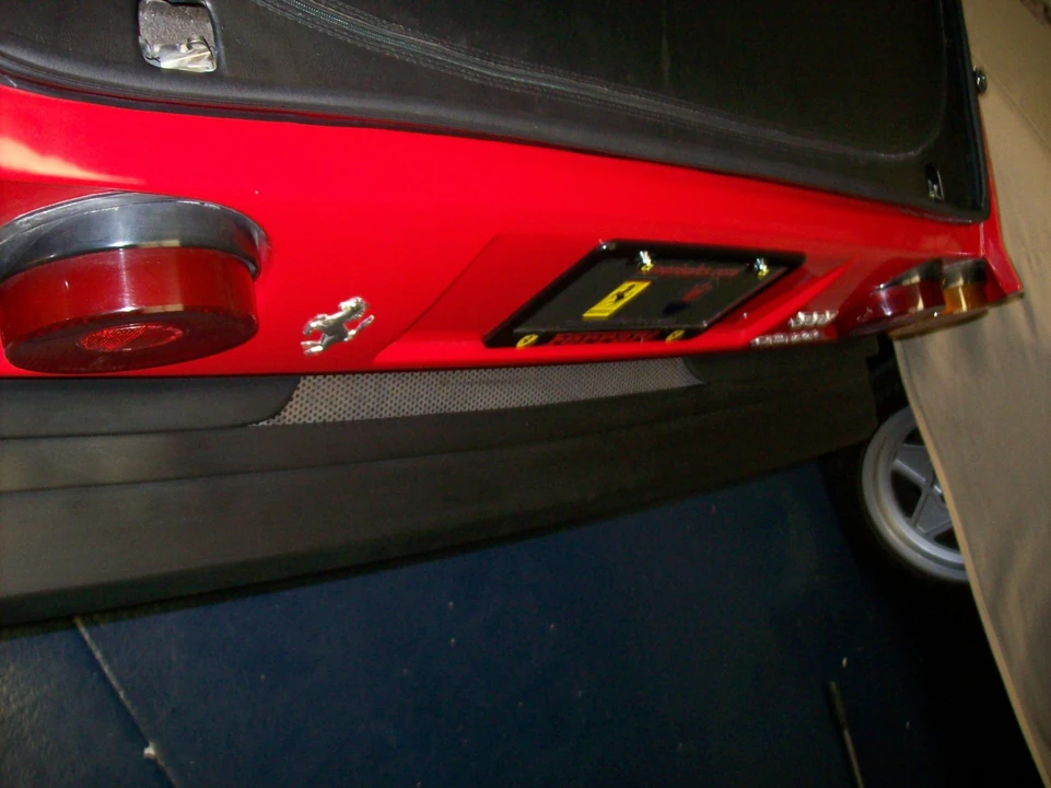 1985 Ferrari 308 GTS QV - Image 28 of 31