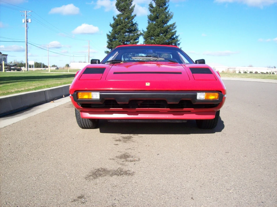 1985 Ferrari 308 GTS QV - Image 9 of 31