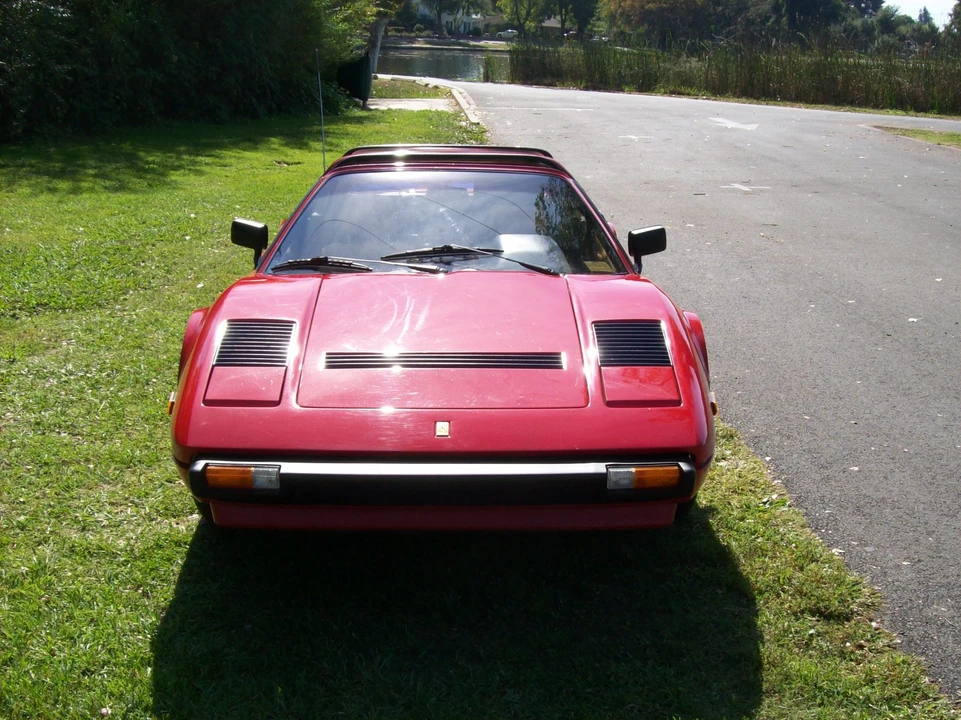 1985 Ferrari 308 GTS QV - Image 10 of 31