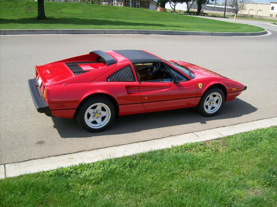 1985 Ferrari 308 GTS QV - Image 20 of 31