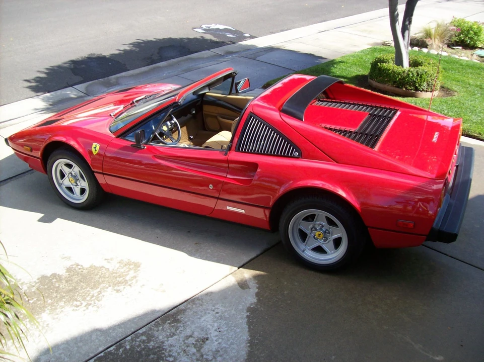 1985 Ferrari 308 GTS QV - Image 8 of 31