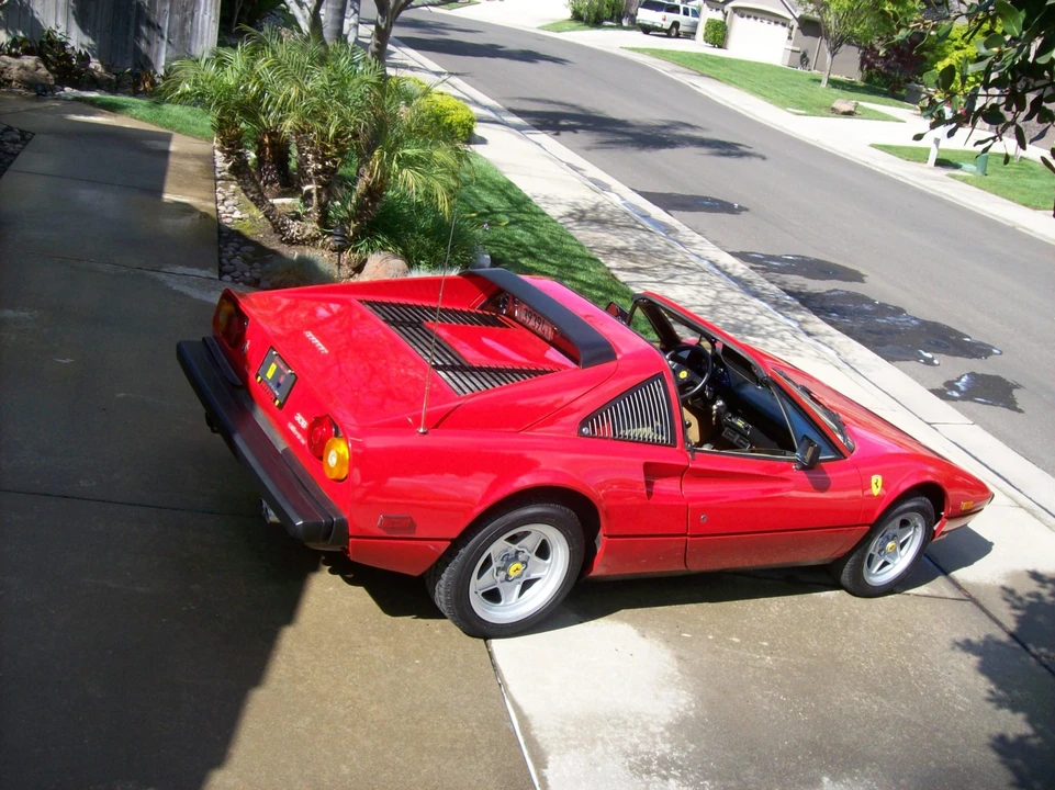 1985 Ferrari 308 GTS QV - Image 13 of 31