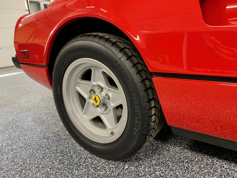1985 Ferrari 308 GTS QV - Image 28 of 31