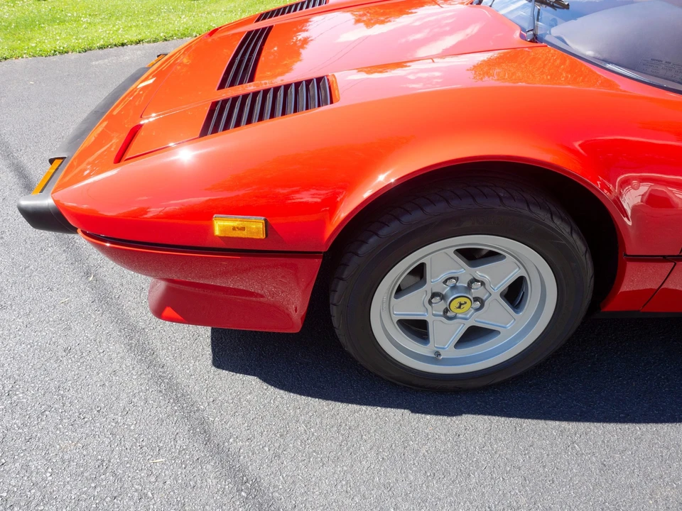 1985 Ferrari 308 GTS QV - Image 28 of 31