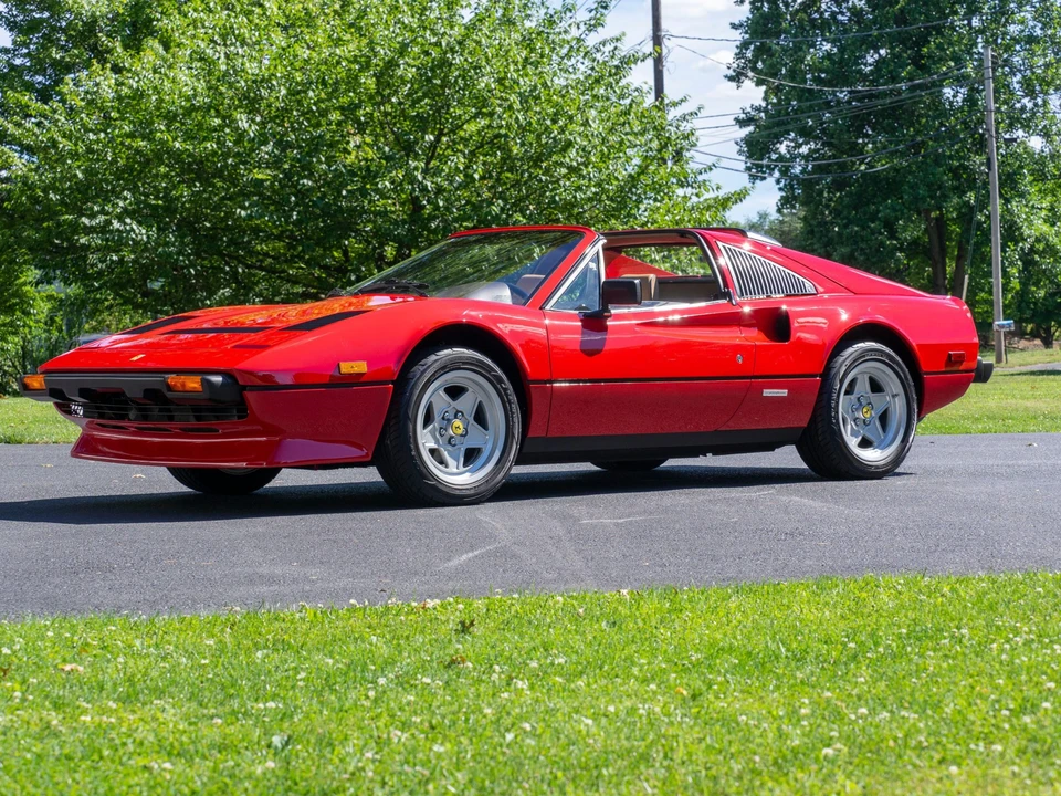 1985 Ferrari 308 GTS QV - Image 3 of 31