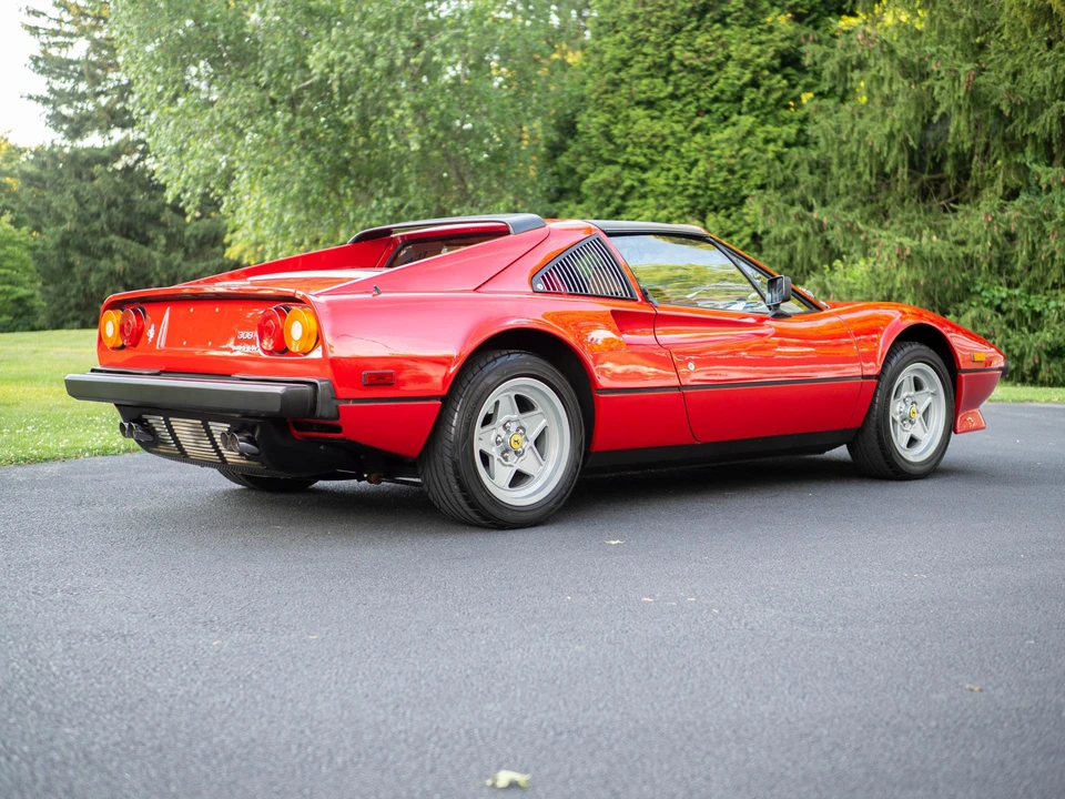 1985 Ferrari 308 GTS QV - Image 10 of 31