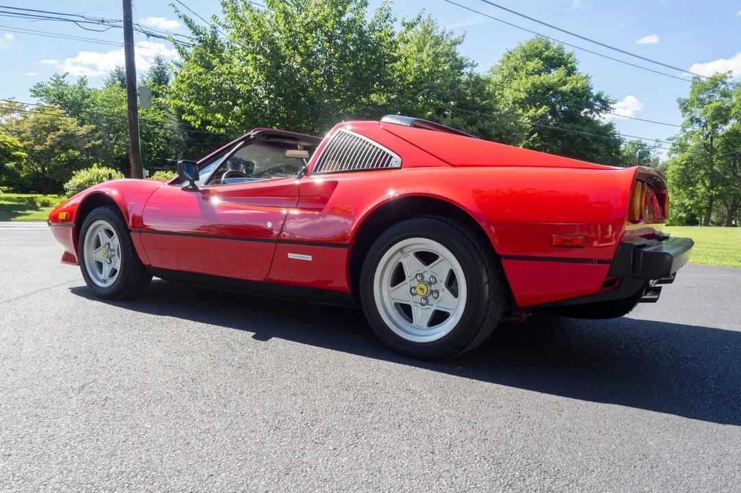 1985 Ferrari 308 GTS QV - Image 7 of 31