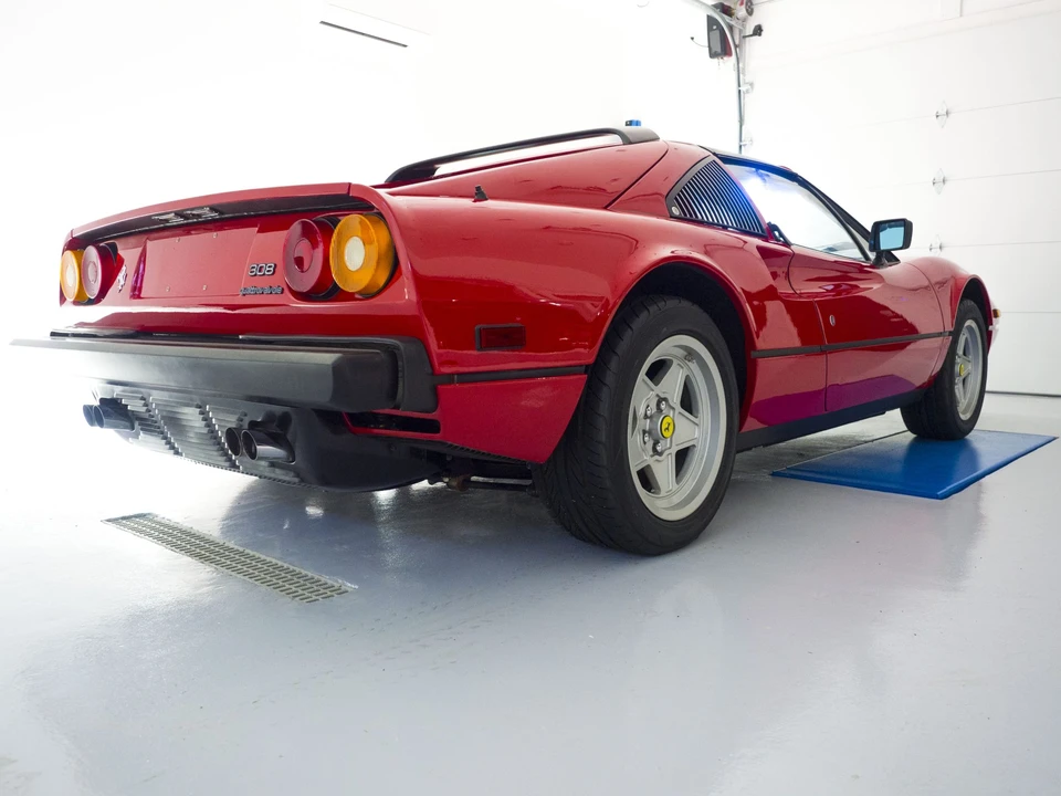 1985 Ferrari 308 GTS QV - Image 20 of 31