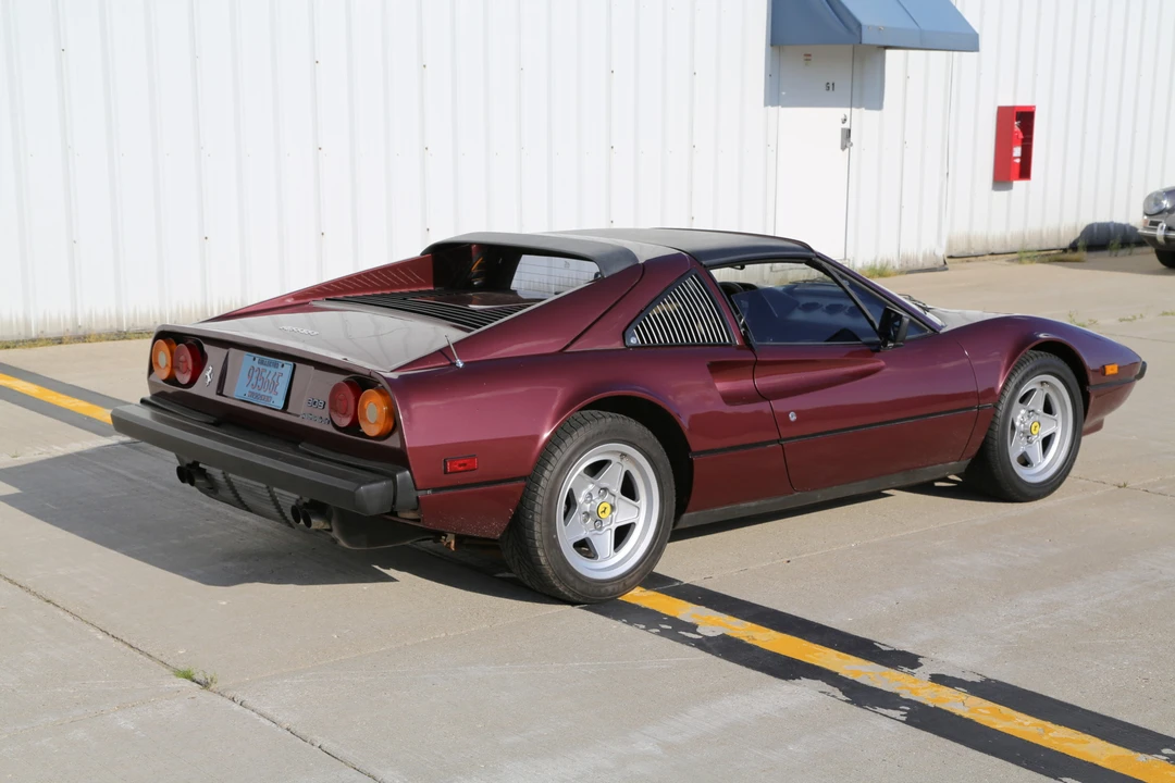 1985 Ferrari 308 GTS QV - Image 18 of 31