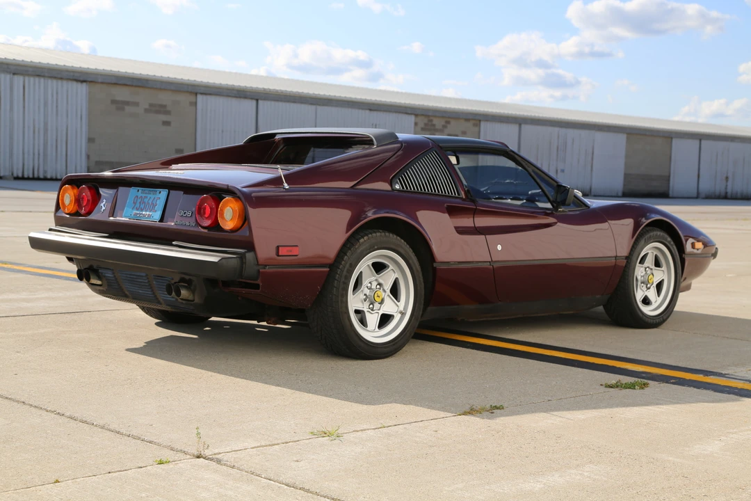 1985 Ferrari 308 GTS QV - Image 17 of 31