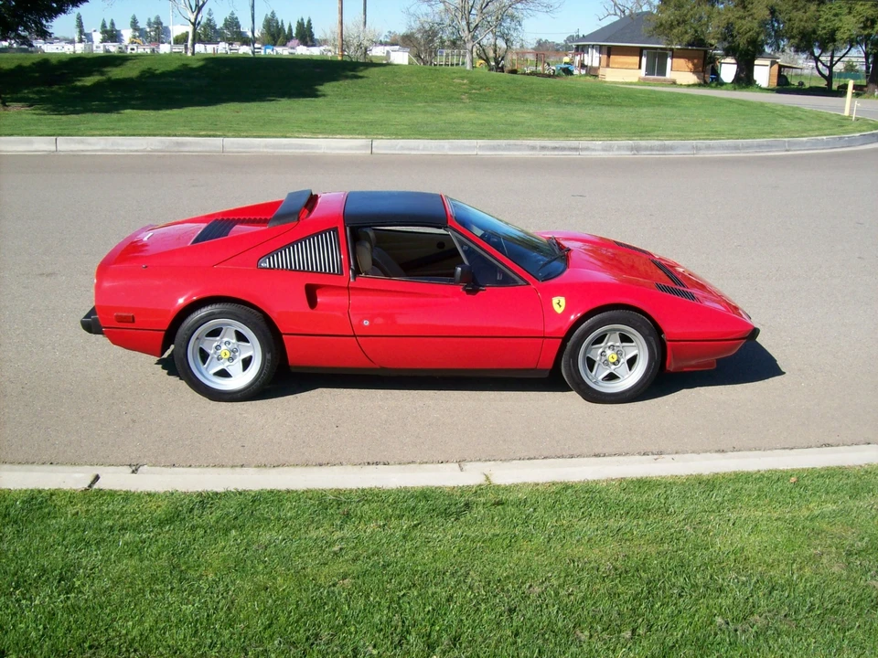 1985 Ferrari 308 GTS QV - Image 5 of 31