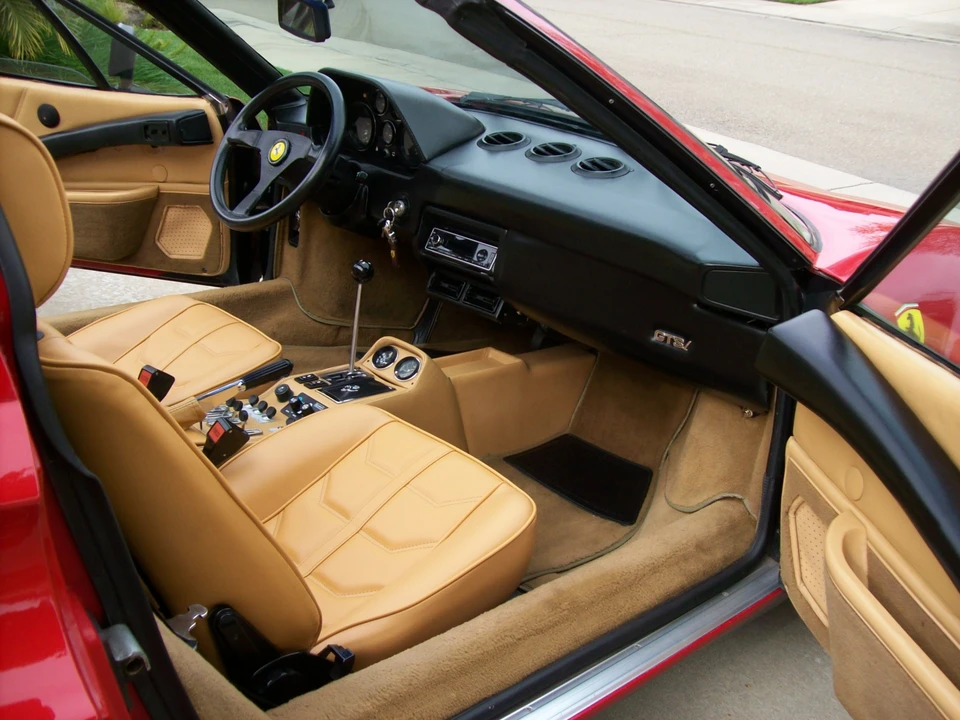 1985 Ferrari 308 GTS QV - Image 30 of 31