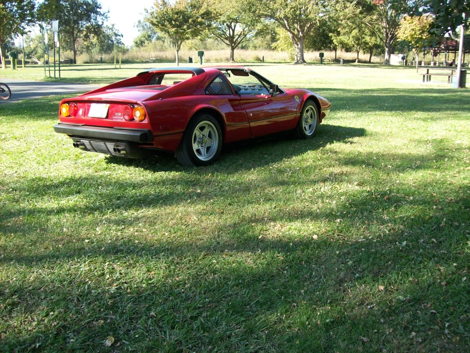 1985 Ferrari 308 GTS QV - Image 17 of 31
