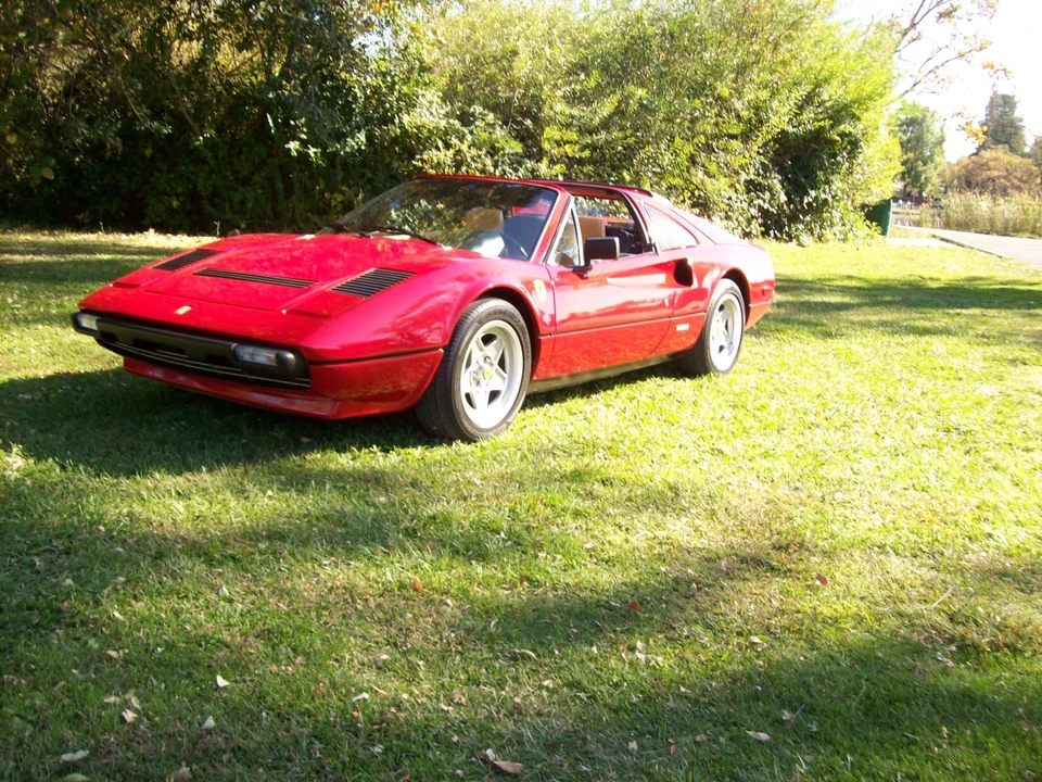 1985 Ferrari 308 GTS QV - Image 12 of 31