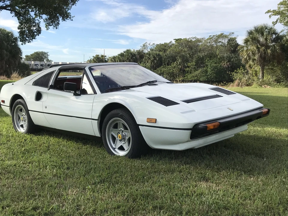 1985 Ferrari 308 GTS QV - Image 12 of 31