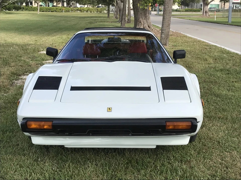 1985 Ferrari 308 GTS QV - Image 2 of 31