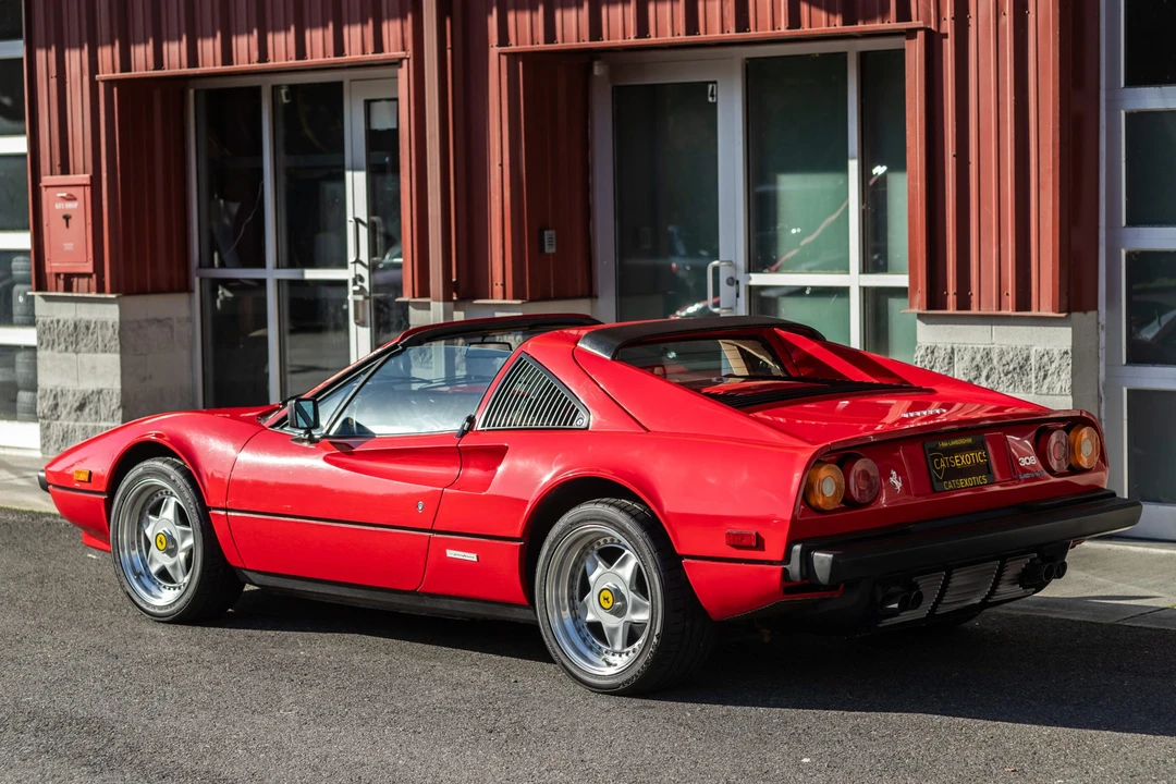 1985 Ferrari 308 GTS QV - Image 15 of 31