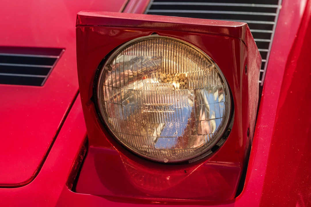 1985 Ferrari 308 GTS QV - Image 26 of 31