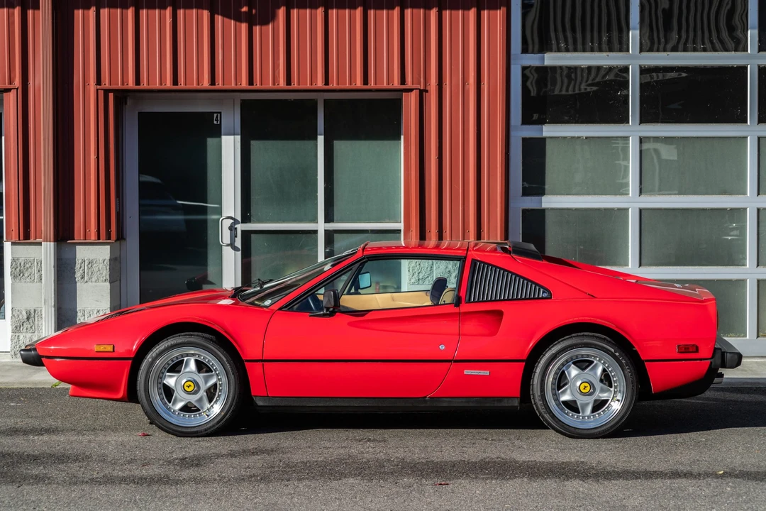 1985 Ferrari 308 GTS QV - Image 9 of 31