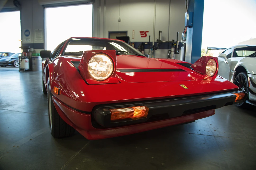 1985 Ferrari 308 GTS QV - Image 21 of 31