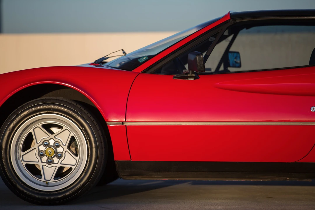 1985 Ferrari 308 GTS QV - Image 24 of 31