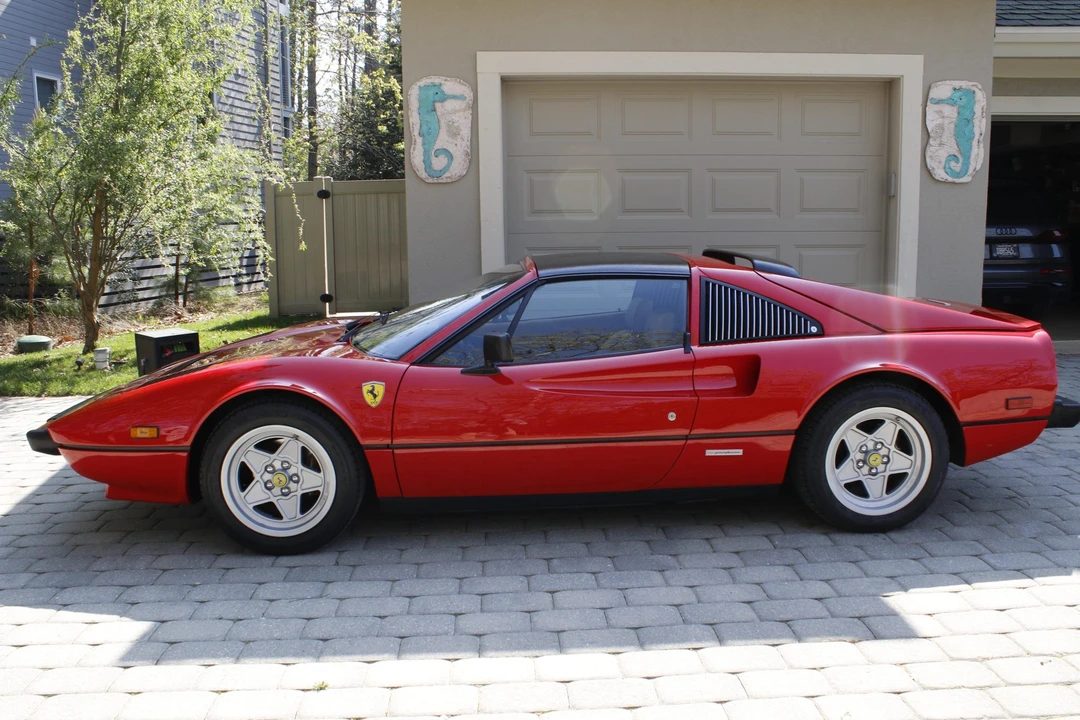 1985 Ferrari 308 GTS QV - Image 9 of 31