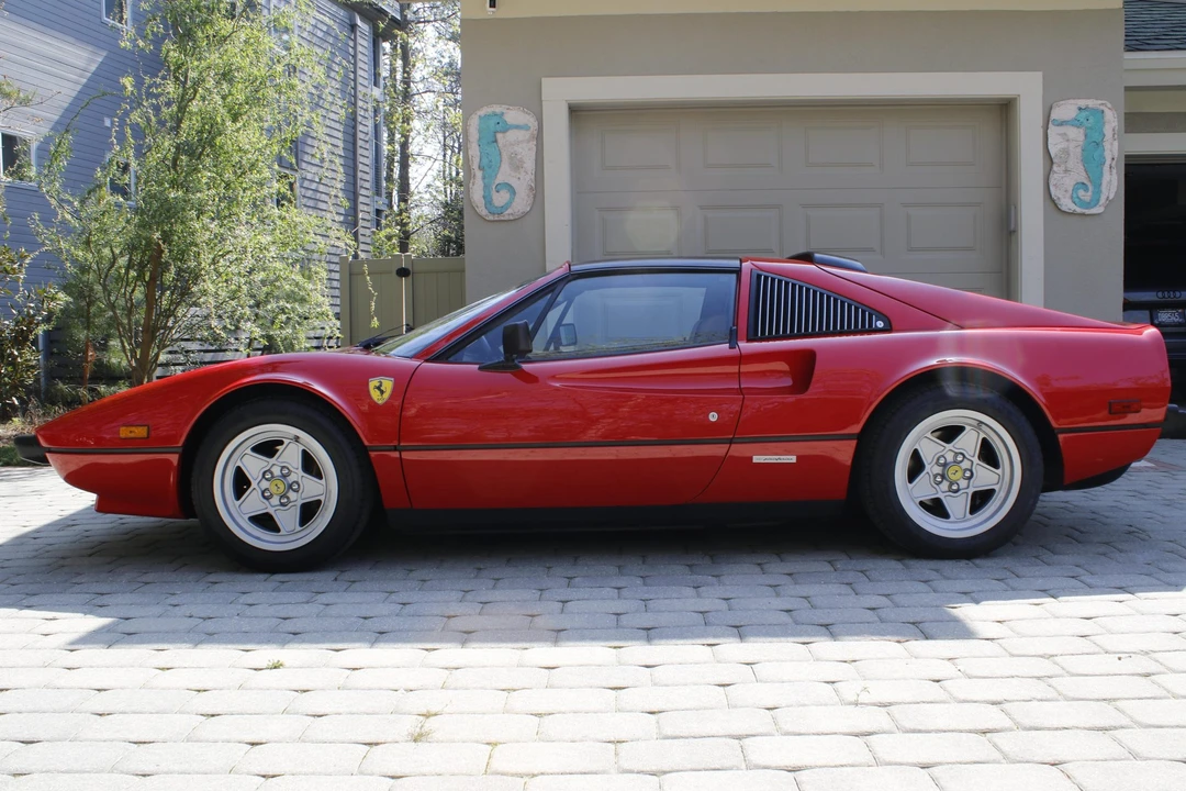 1985 Ferrari 308 GTS QV - Image 8 of 31