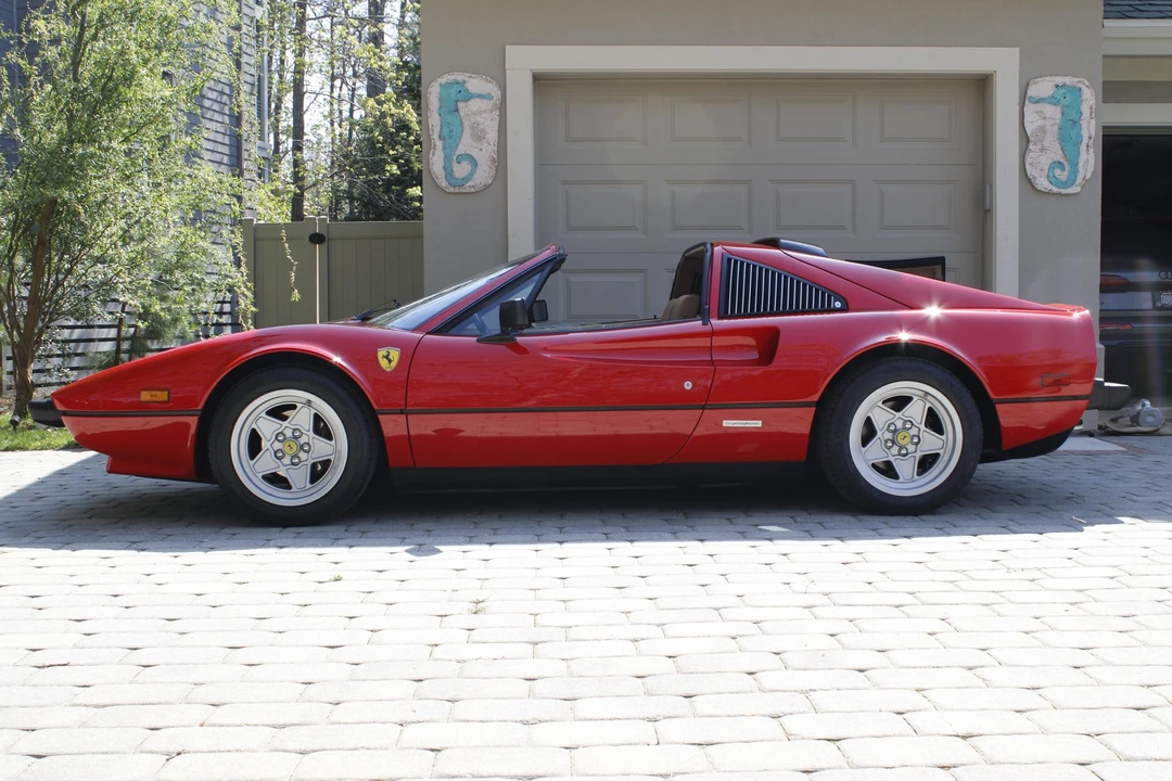 1985 Ferrari 308 GTS QV - Image 10 of 31