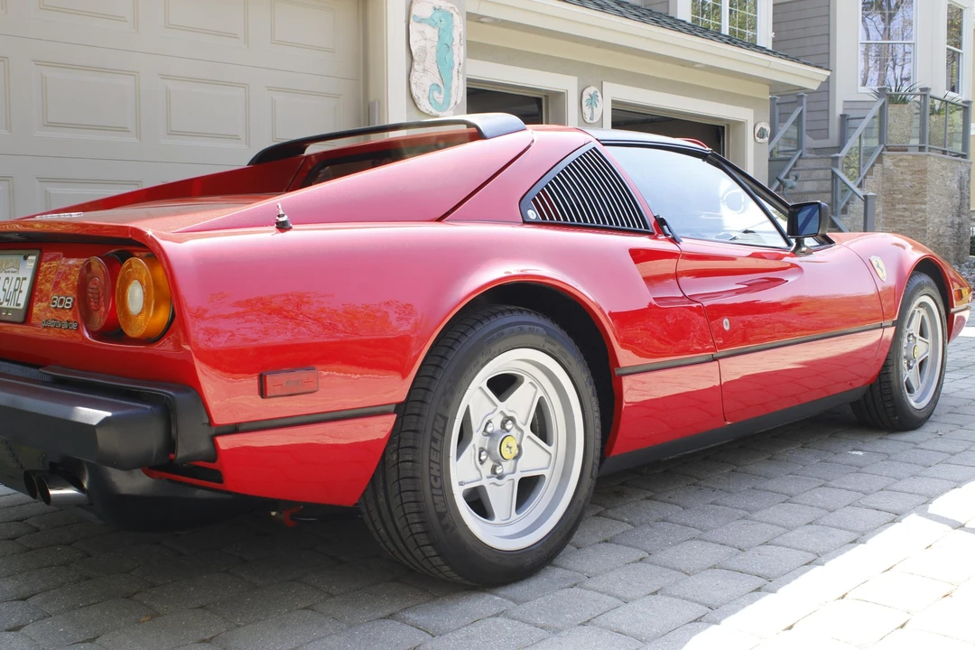 1985 Ferrari 308 GTS QV - Image 21 of 31