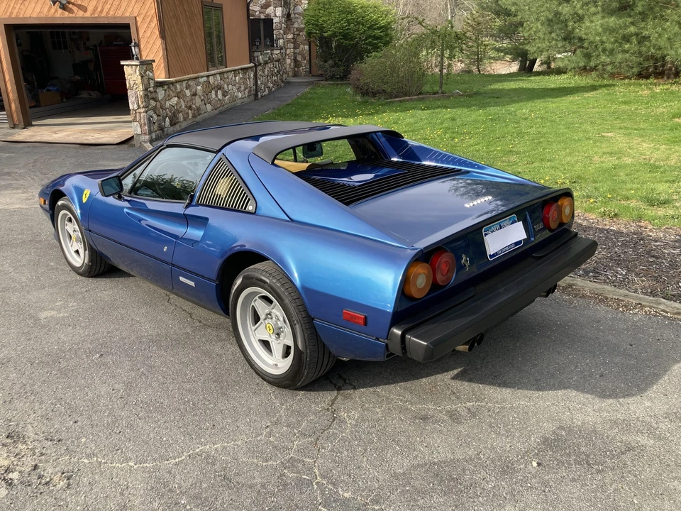 1985 Ferrari 308 GTS QV - Image 13 of 31