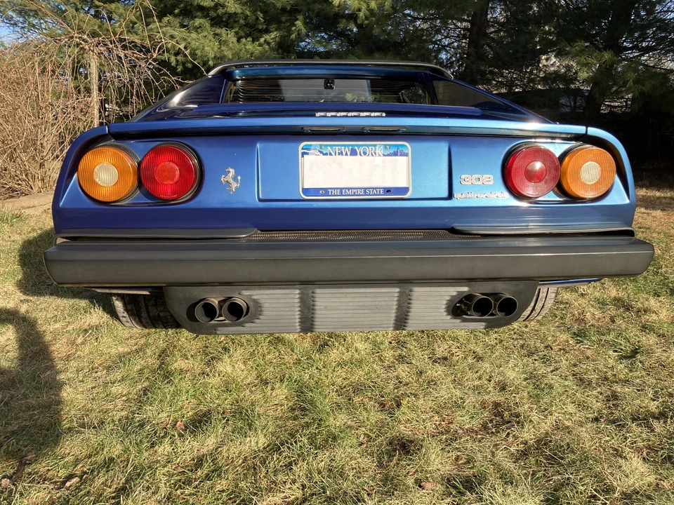 1985 Ferrari 308 GTS QV - Image 11 of 31