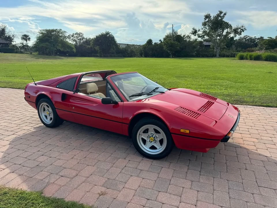 1985 Ferrari 308 GTS QV - Image 5 of 17