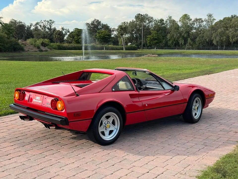 1985 Ferrari 308 GTS QV - Image 10 of 17