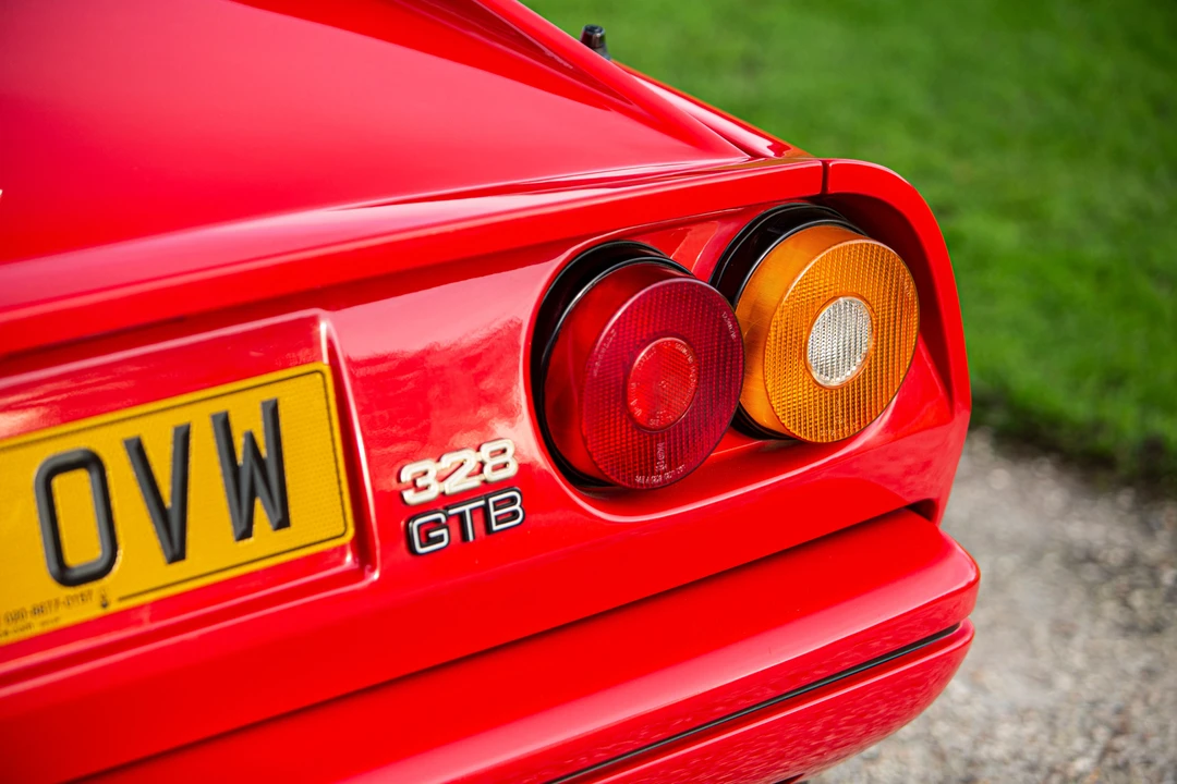 1985 Ferrari 328 GTB - Image 22 of 31