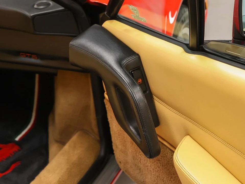 1985 Ferrari 328 GTS - Image 23 of 31