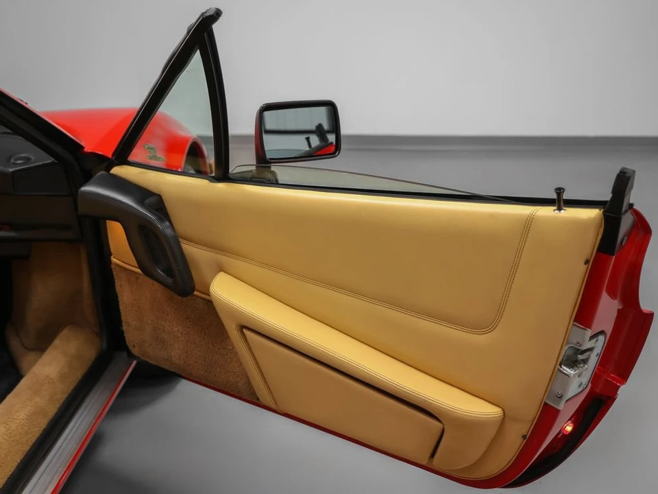 1985 Ferrari 328 GTS - Image 24 of 31