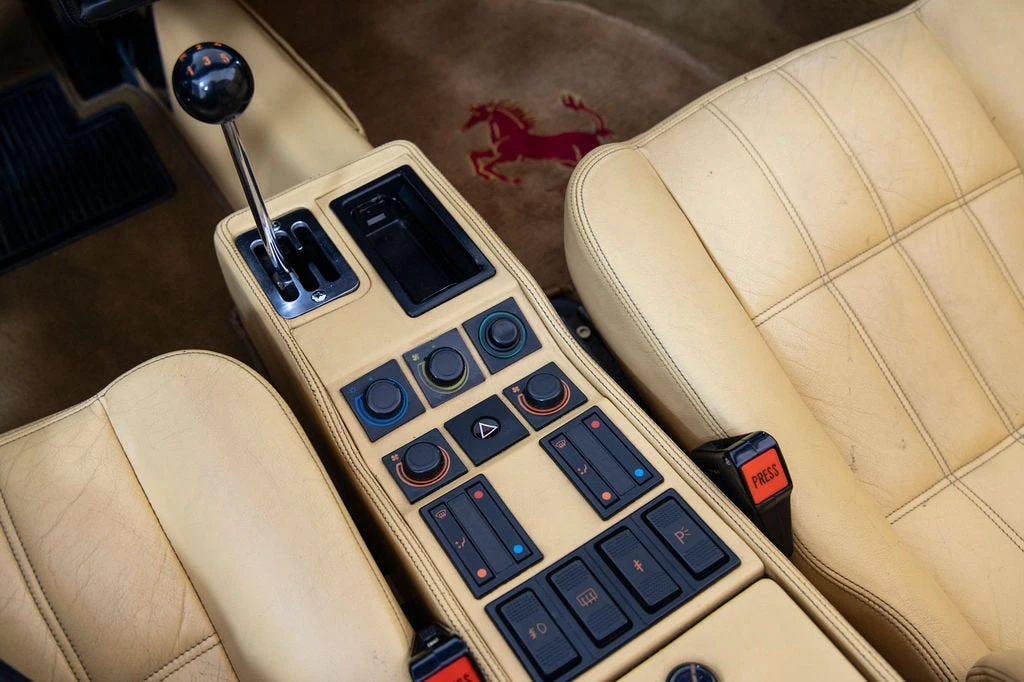1985 Ferrari 328 GTS - Image 15 of 31