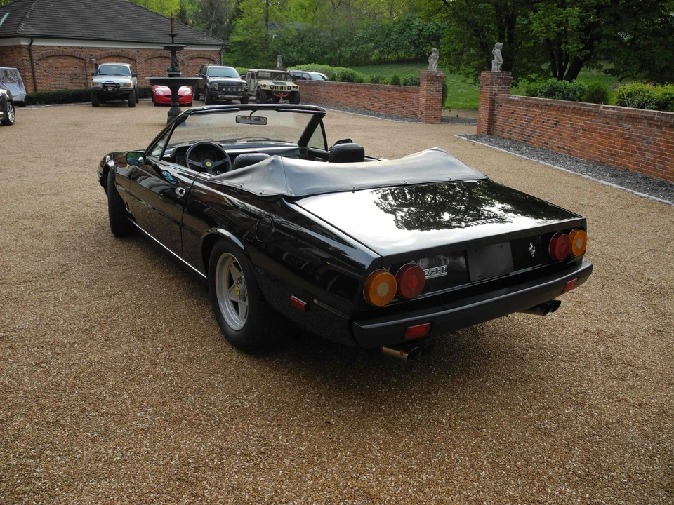 1985 Ferrari 400i - Image 14 of 31