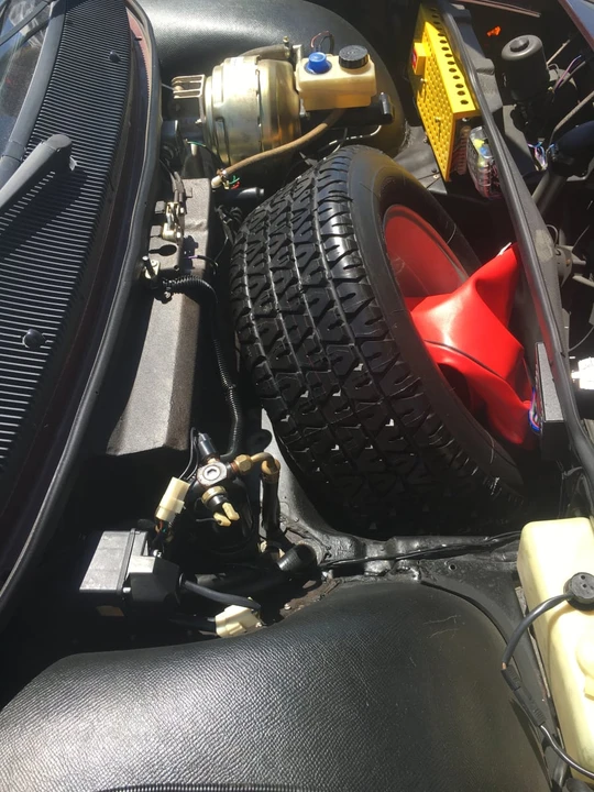 1985 Ferrari Mondial - Image 13 of 13