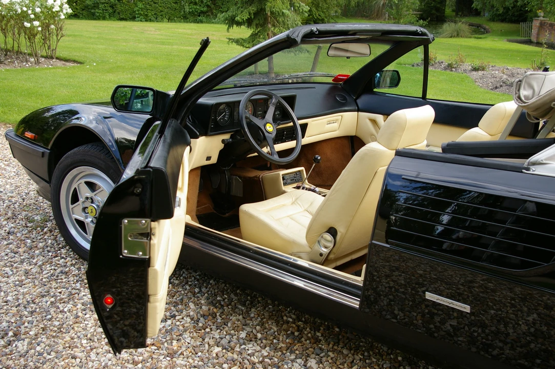 1985 Ferrari Mondial 3.2 - Image 5 of 5