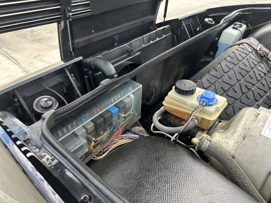 1985 Ferrari Mondial - Image 28 of 30
