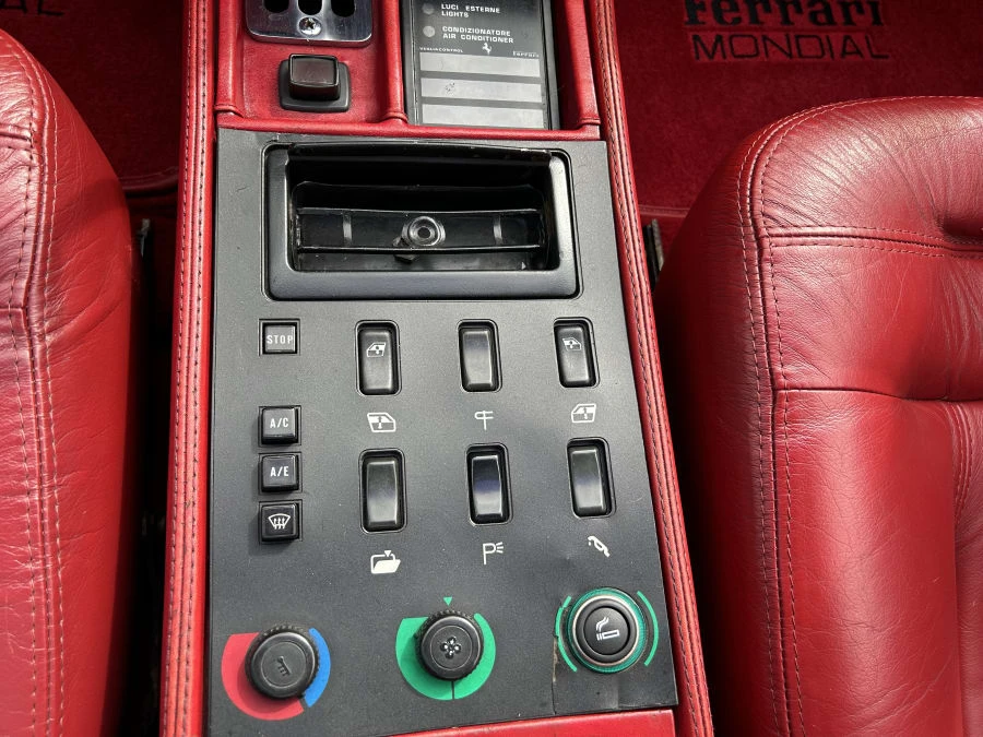 1985 Ferrari Mondial - Image 21 of 30