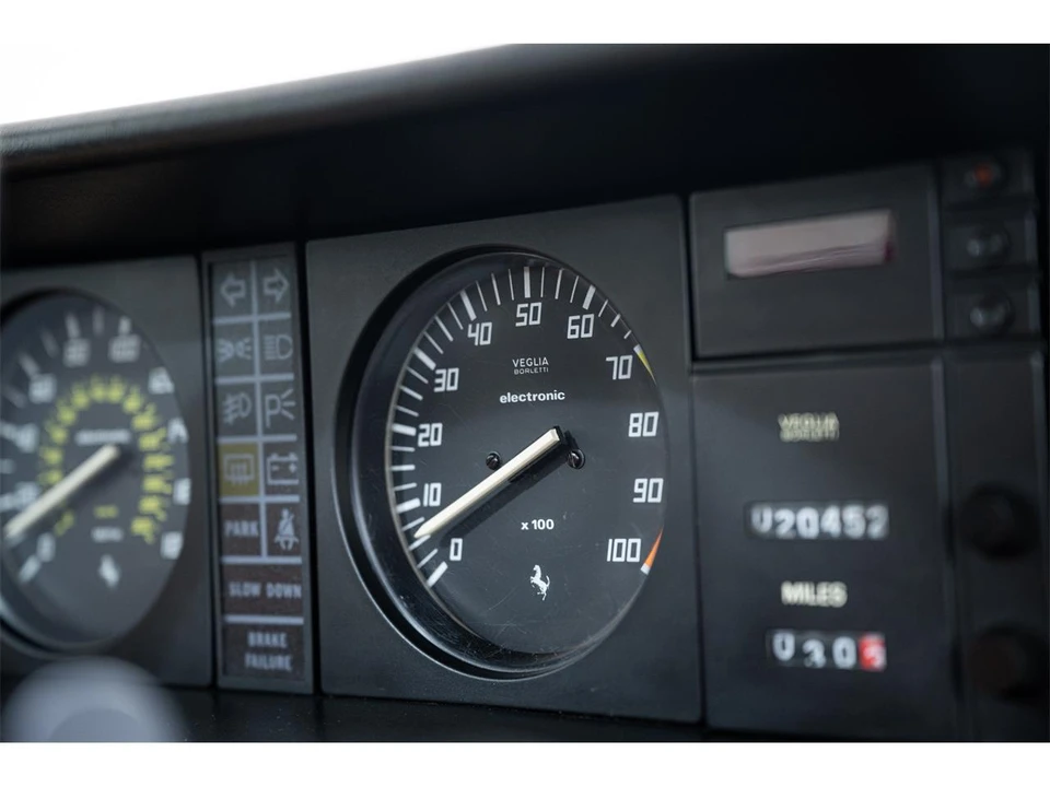 1985 Ferrari Mondial QV - Image 12 of 31