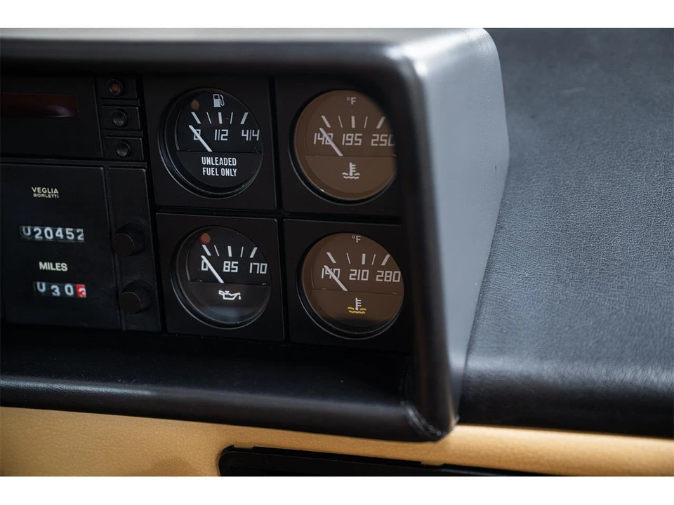 1985 Ferrari Mondial QV - Image 14 of 31
