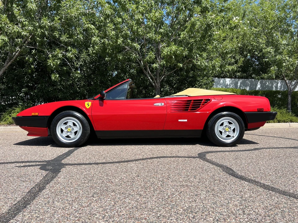 1985 Ferrari Mondial QV - Image 27 of 31