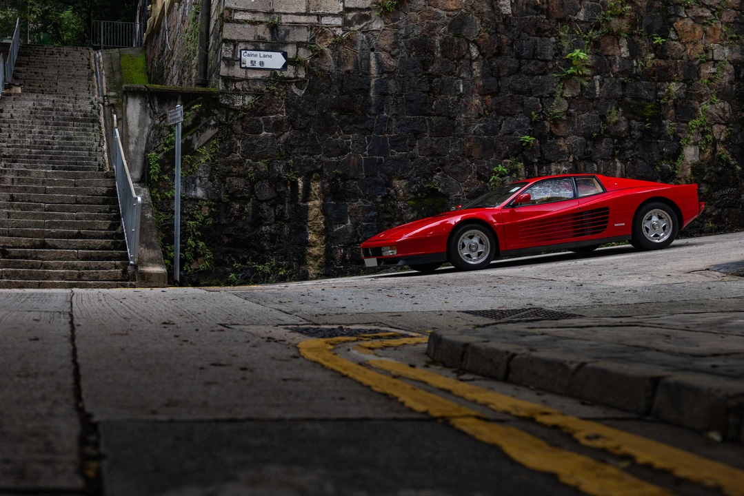 1985 Ferrari Testarossa - Image 24 of 31